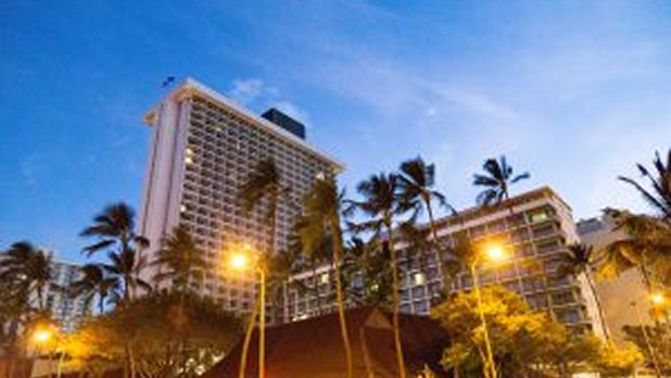 「シェラトン・プリンセス・カイウラニ」ホテルの夜景の写真